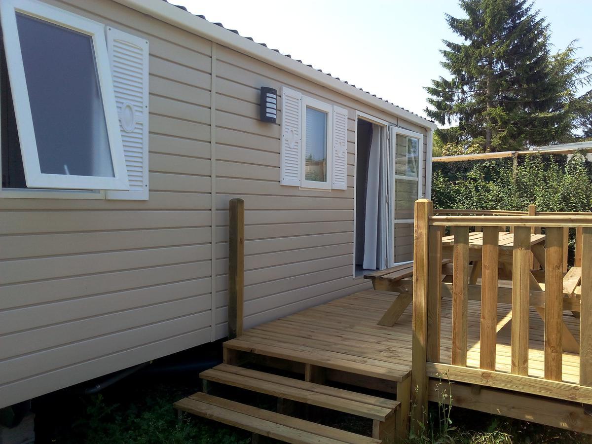 Camping Loisirs Des Groux Mousseaux-sur-Seine Exteriör bild
