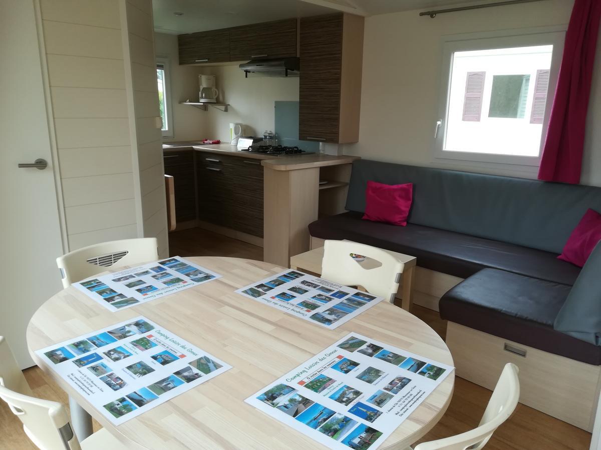 Camping Loisirs Des Groux Mousseaux-sur-Seine Exteriör bild