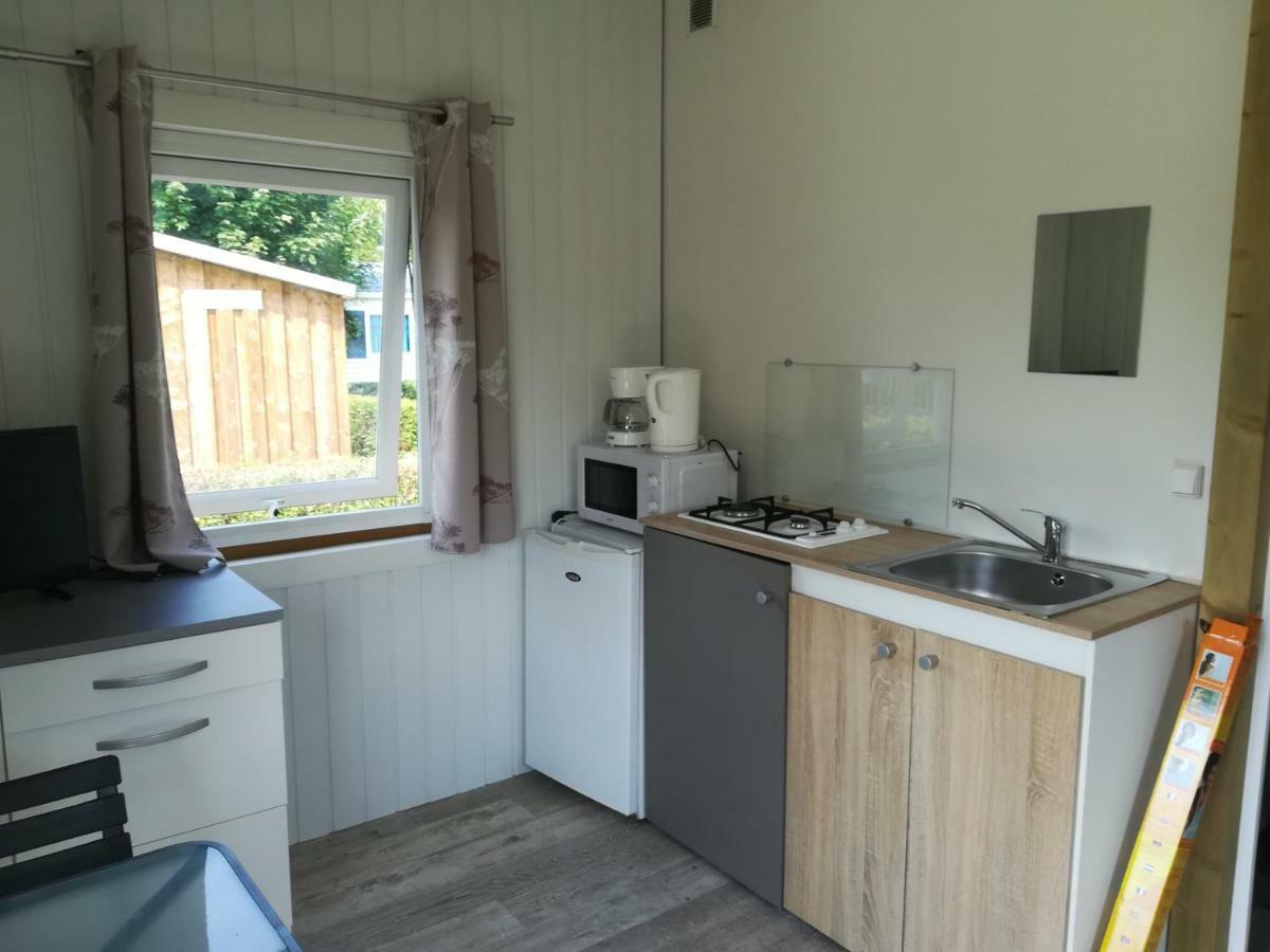 Camping Loisirs Des Groux Mousseaux-sur-Seine Exteriör bild