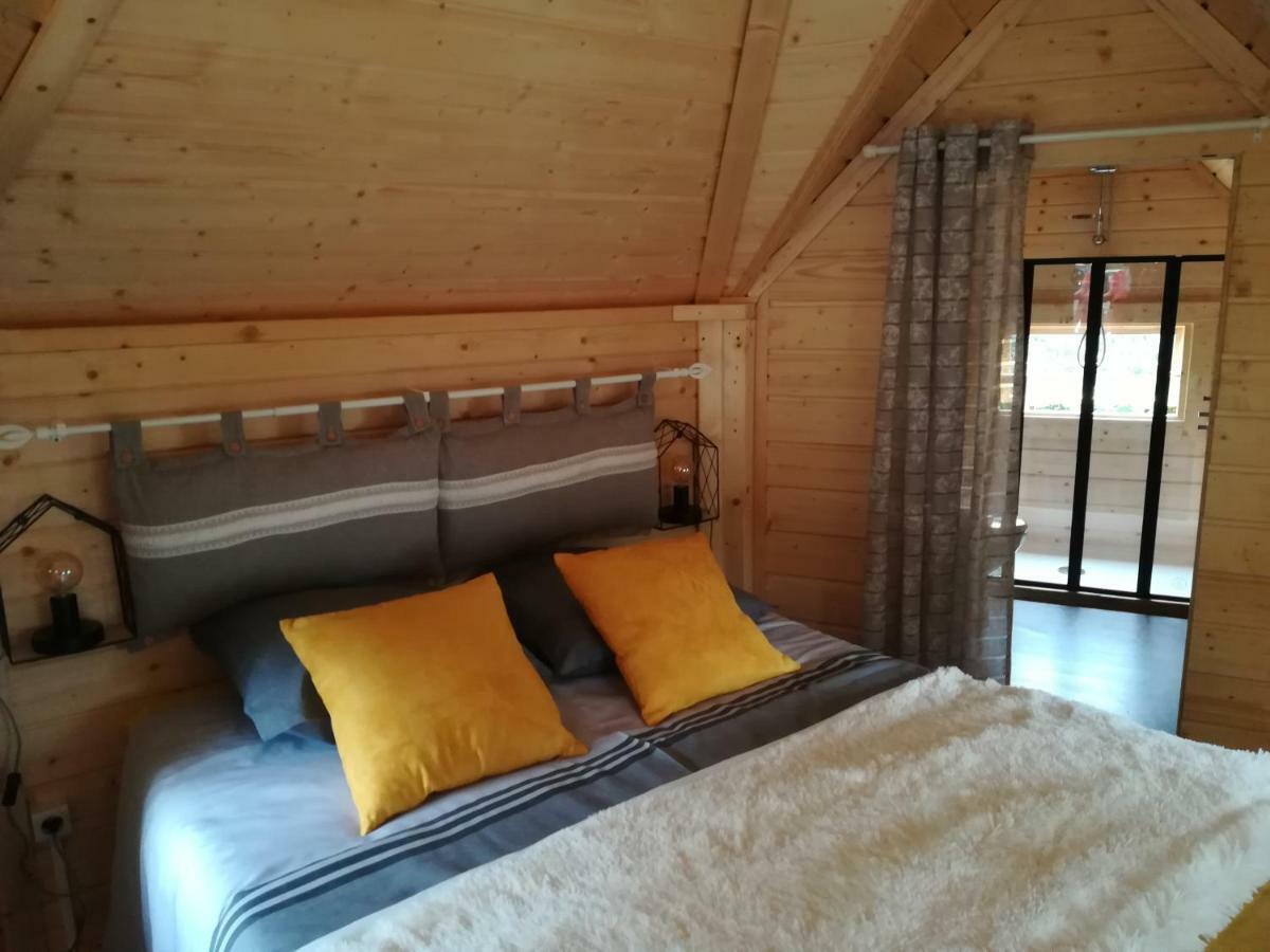 Camping Loisirs Des Groux Mousseaux-sur-Seine Exteriör bild